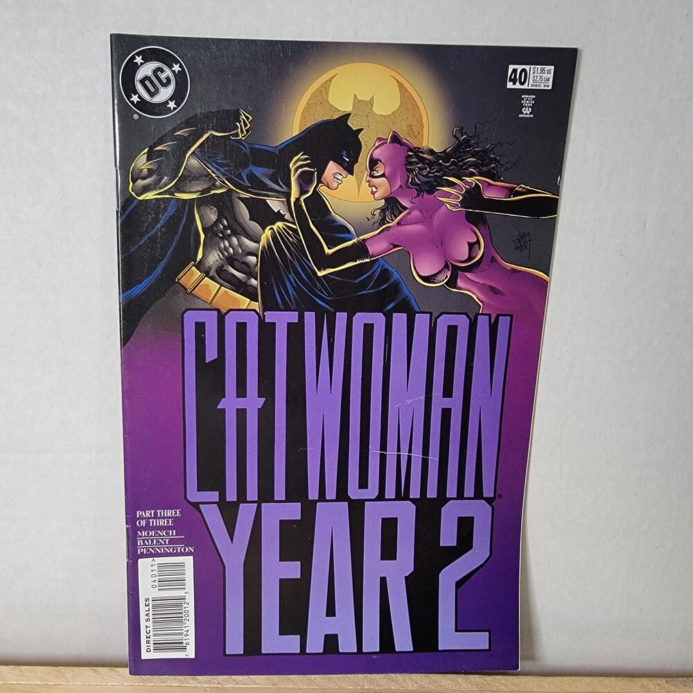 VTG COMIC DC Comics Catwoman Year 2 #40, 1993